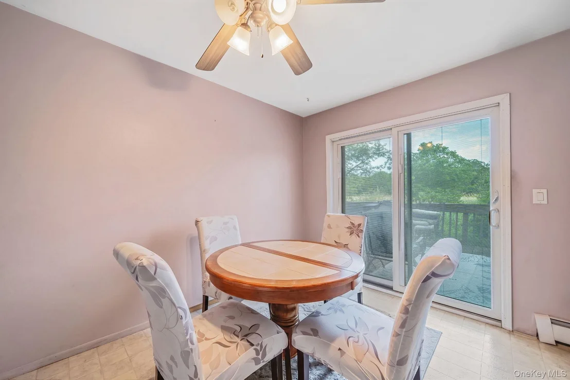 Photo of 51 Trout Brook Lane