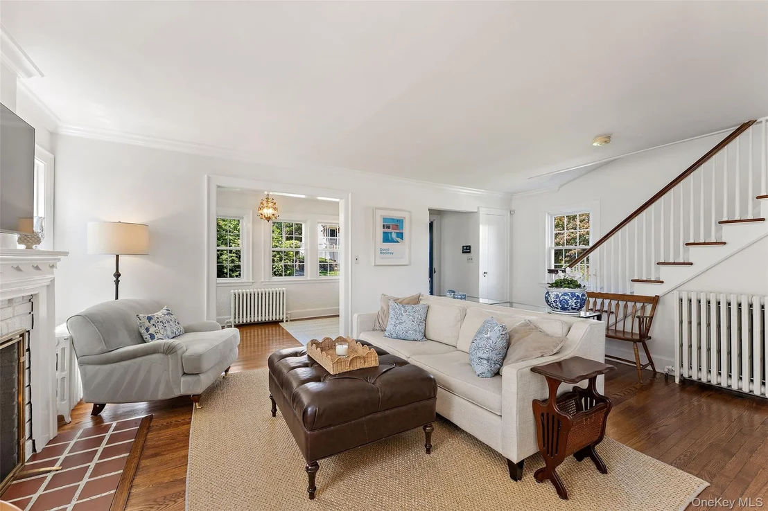 Photo of 25 Pinebrook Road