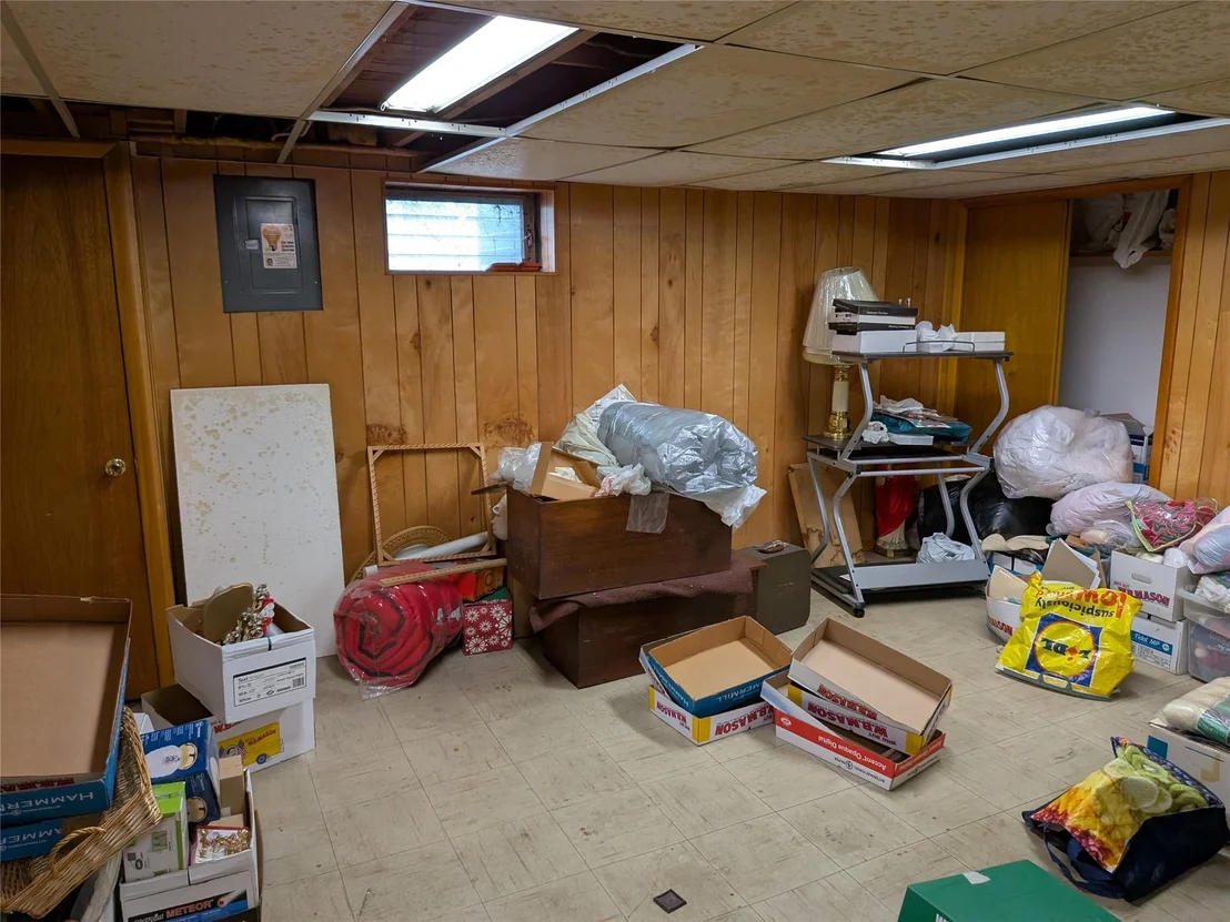 Photo of 185 Ecker Avenue