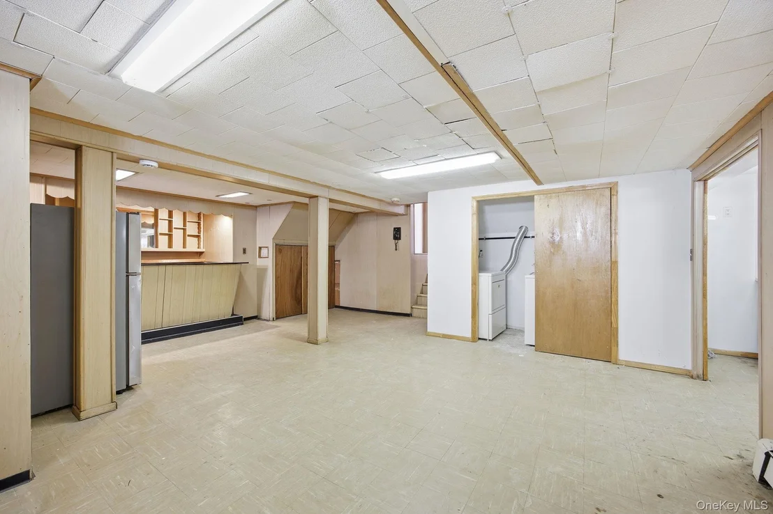 Photo of 87 Executive Drive