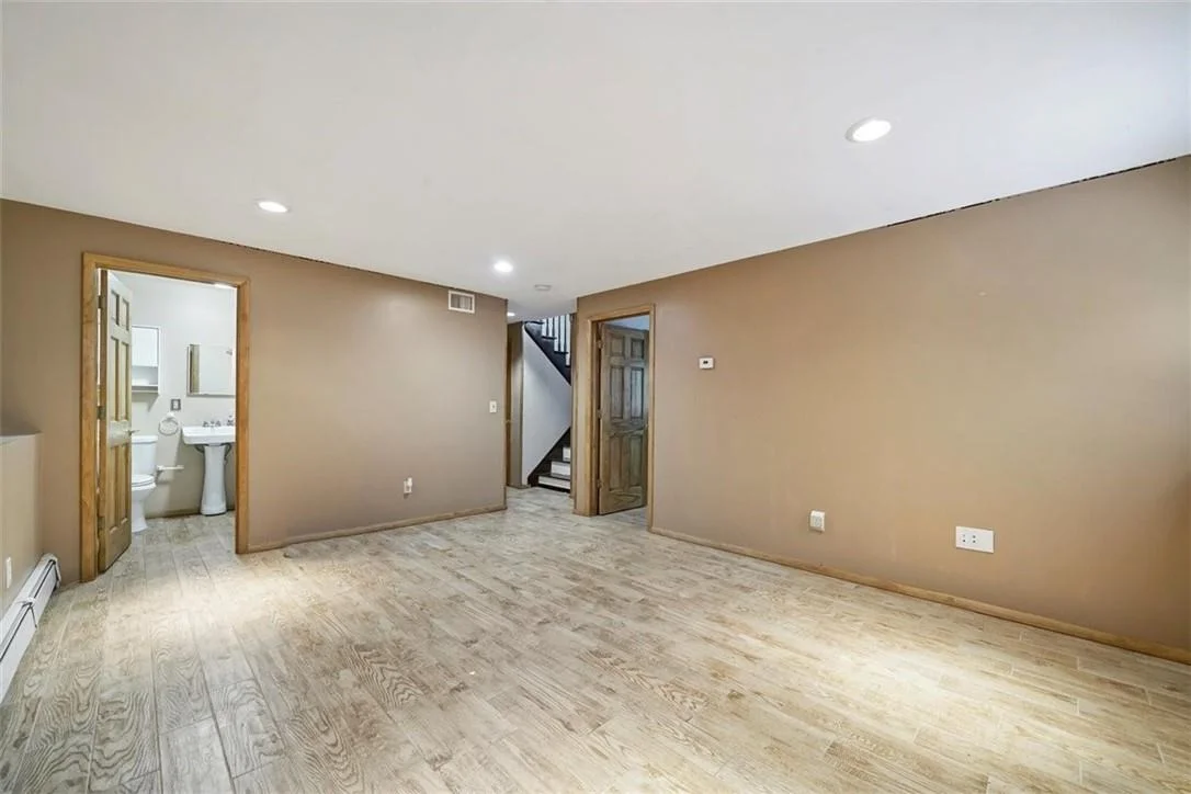 Photo of 14 Half Hollow Turn