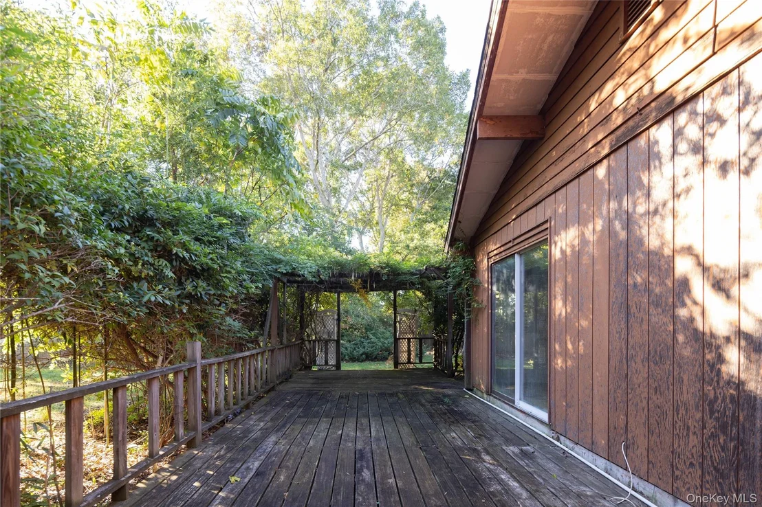 Photo of 15 Nautilus Drive