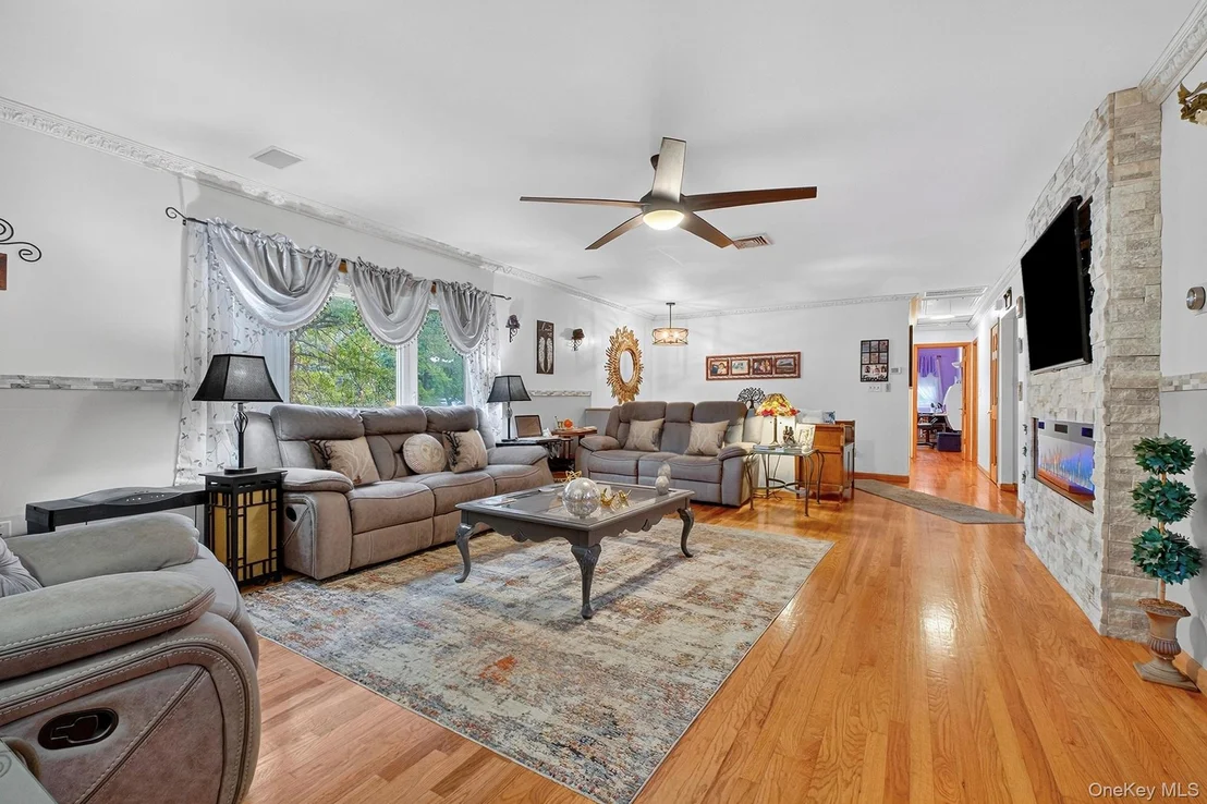 Photo of 74 Lyndon Road