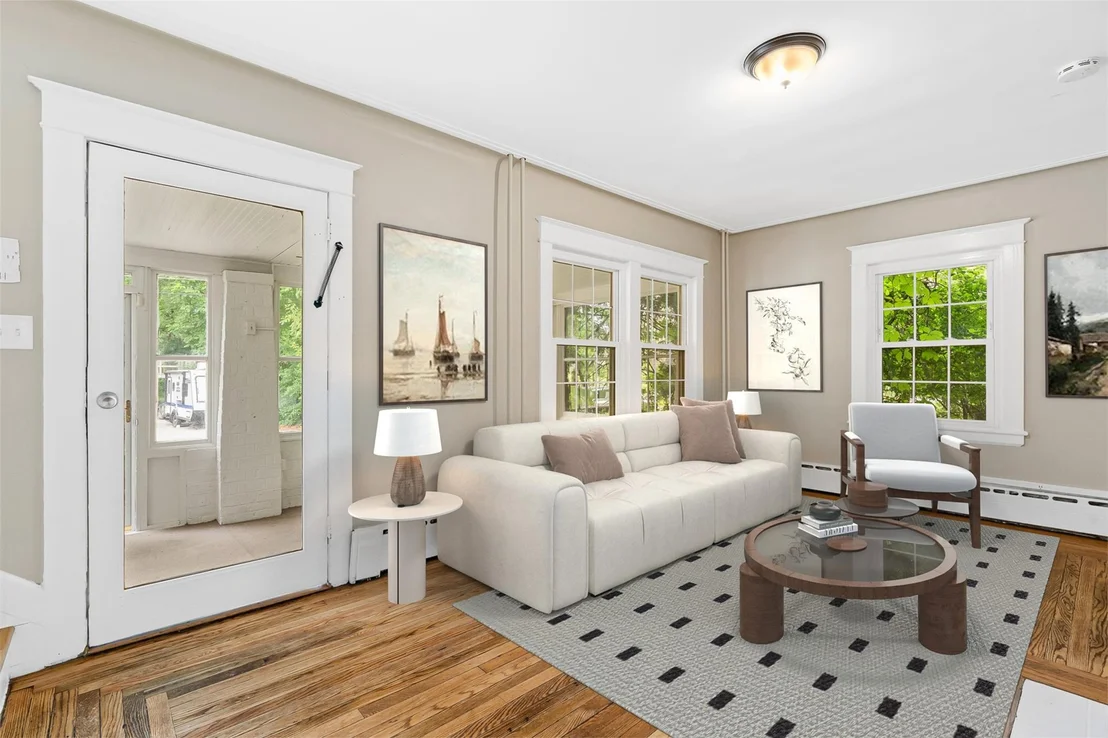 Photo of 33 Center Avenue
