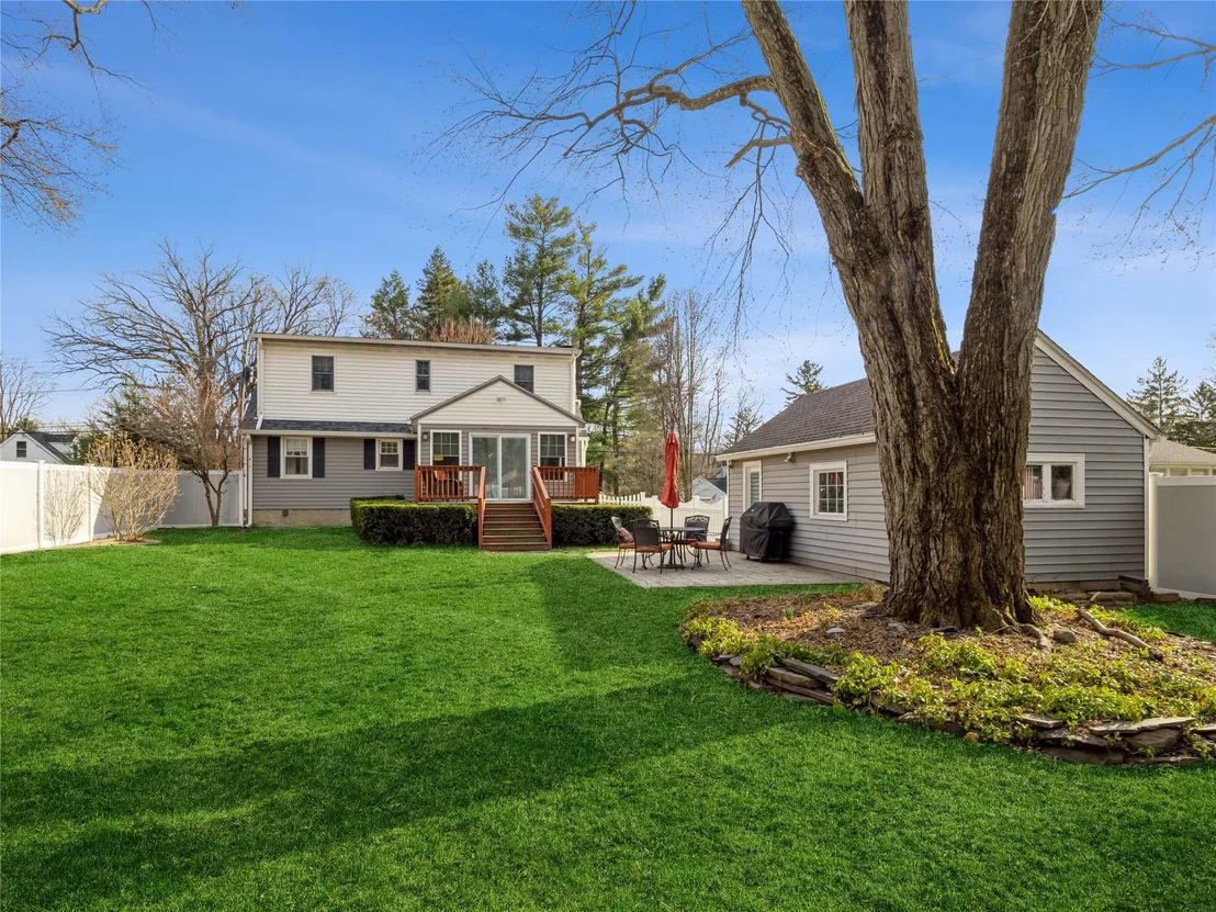 Photo of 49 Sharon Drive