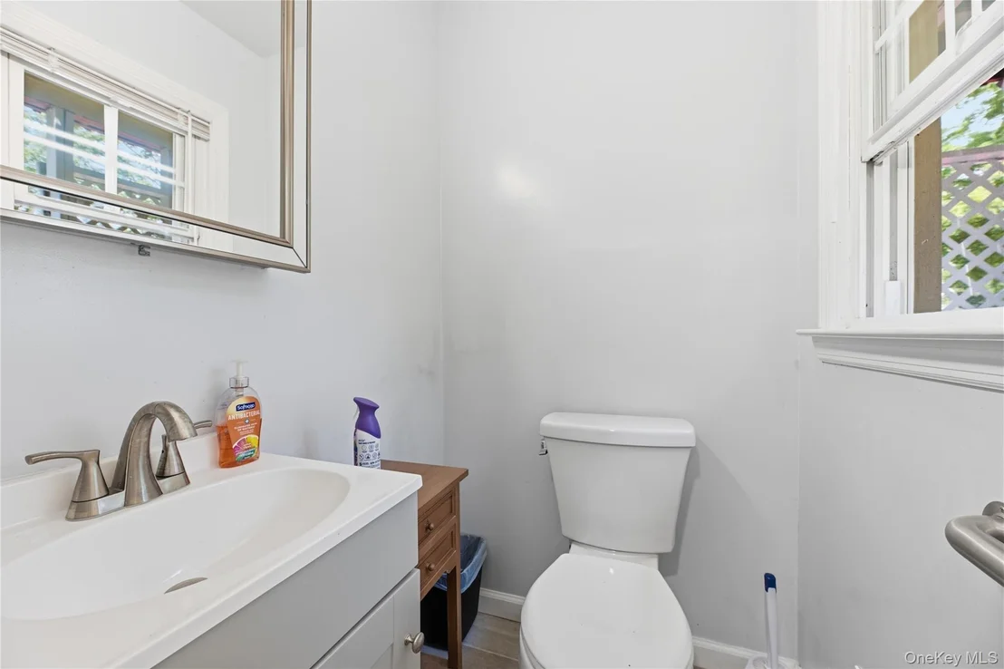 Photo of 200 Walnut Street