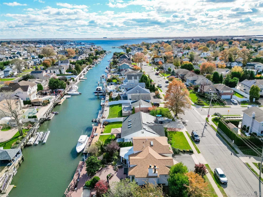 Photo of 2729 Shore Drive