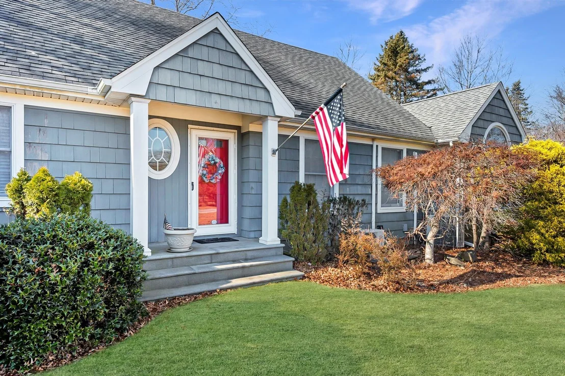 Photo of 157 Pier Avenue