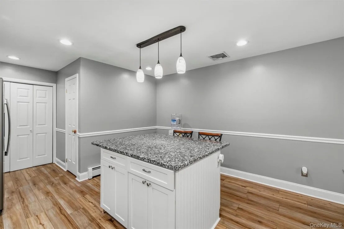 Photo of 47 Stringham Road