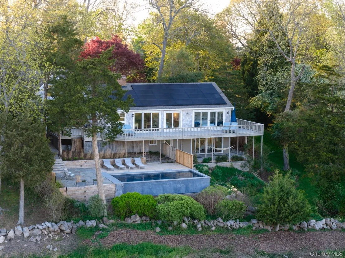 Photo of 255 S View Drive