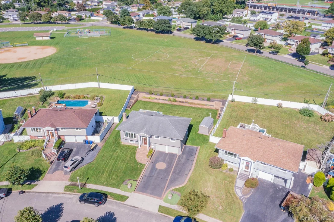 Photo of 25 Heather Crescent
