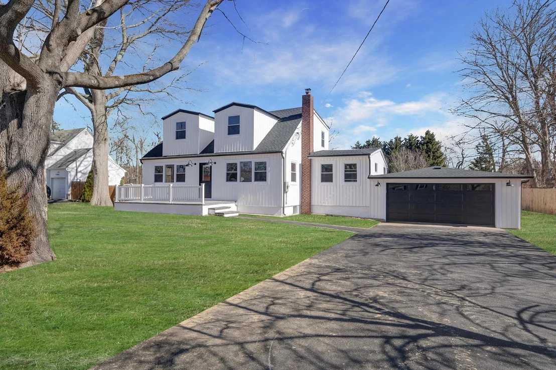 Photo of 448 Avondale Drive