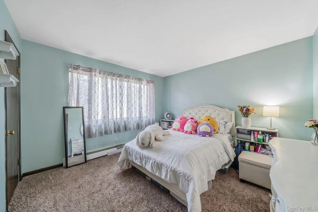 Photo of 51 Trout Brook Lane