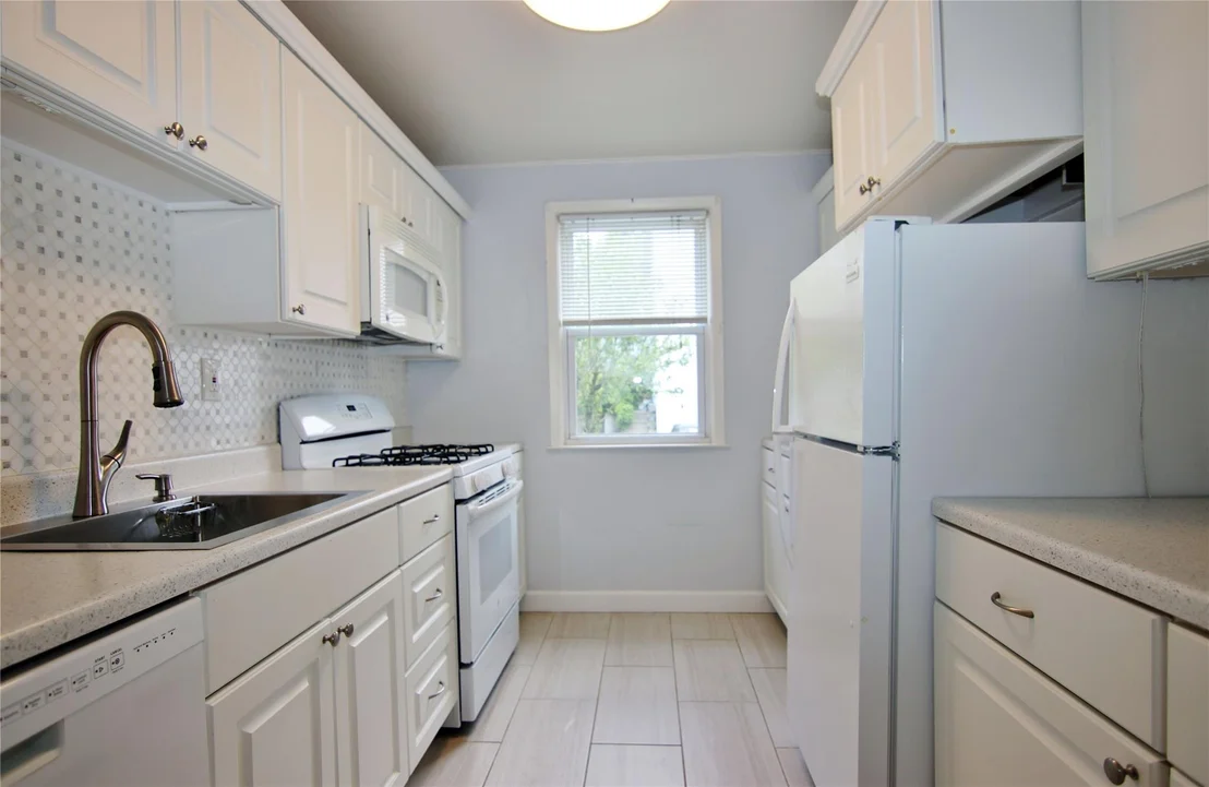 Photo of Unit B at 44 Avon Circle