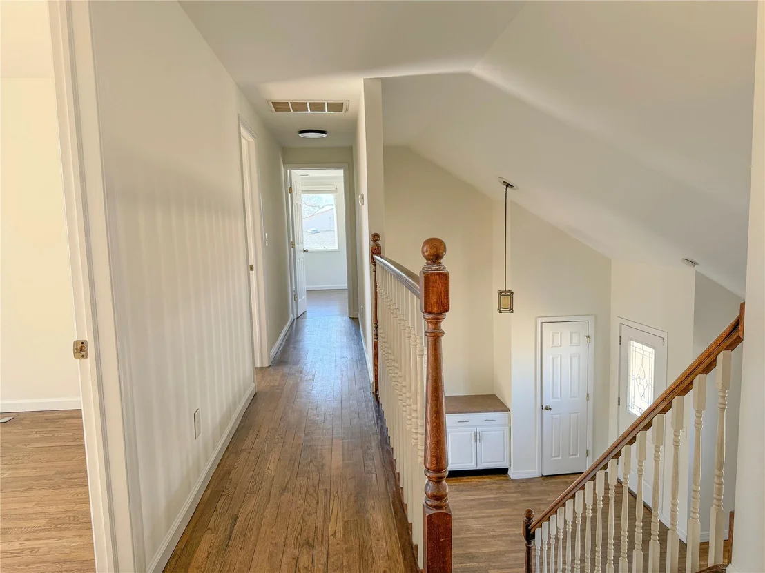 Photo of 14 Farner Avenue