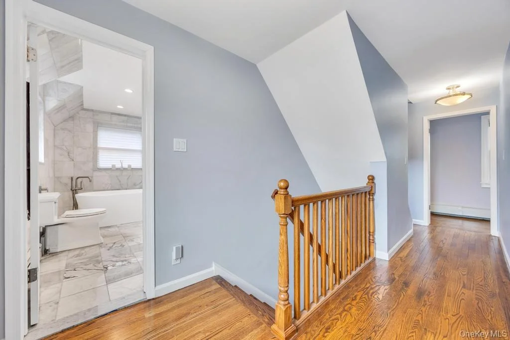Photo of 72 King Street