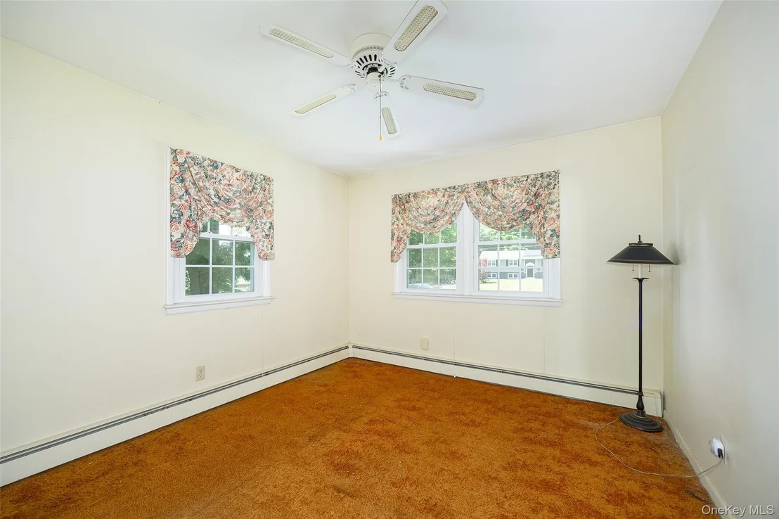 Photo of 89 Edgehill Drive