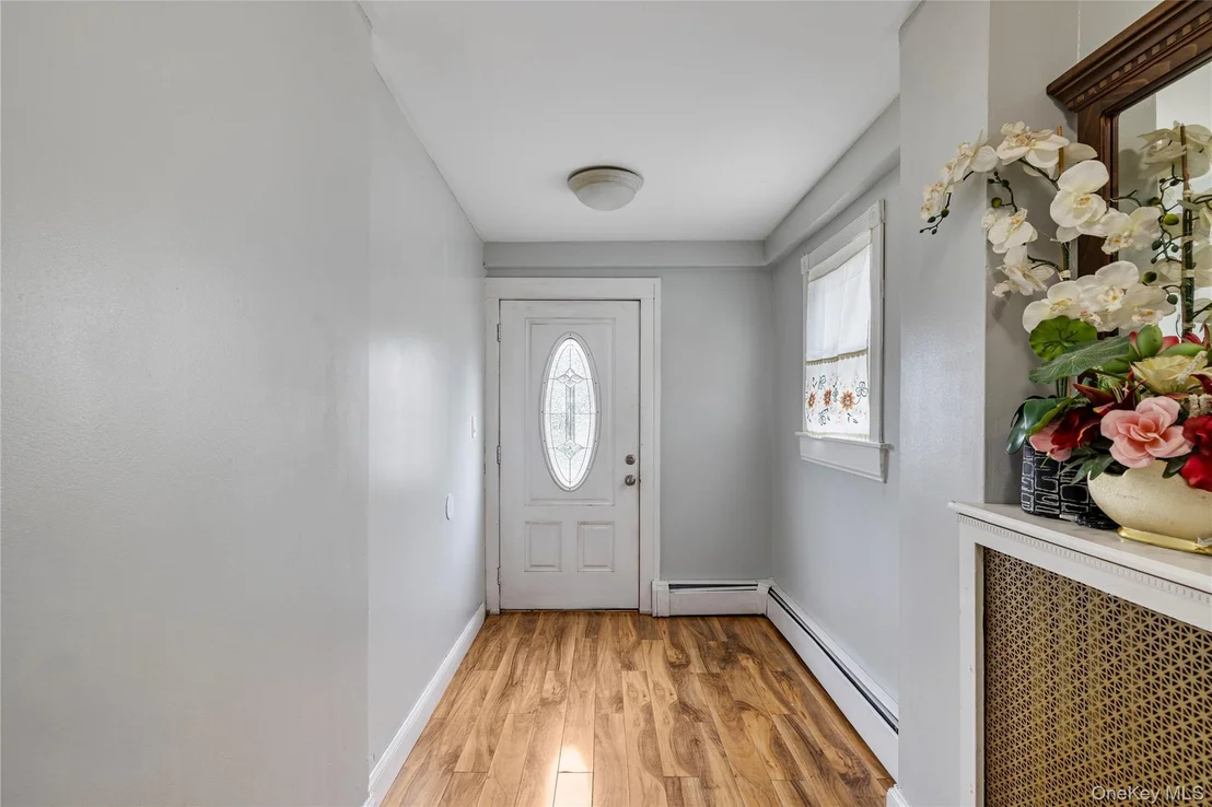 Photo of 64 Maple Avenue