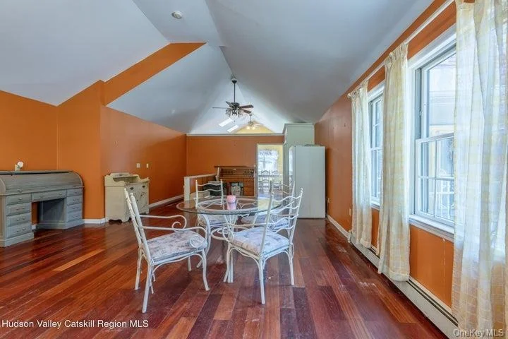 Photo of 97 Leslie Road
