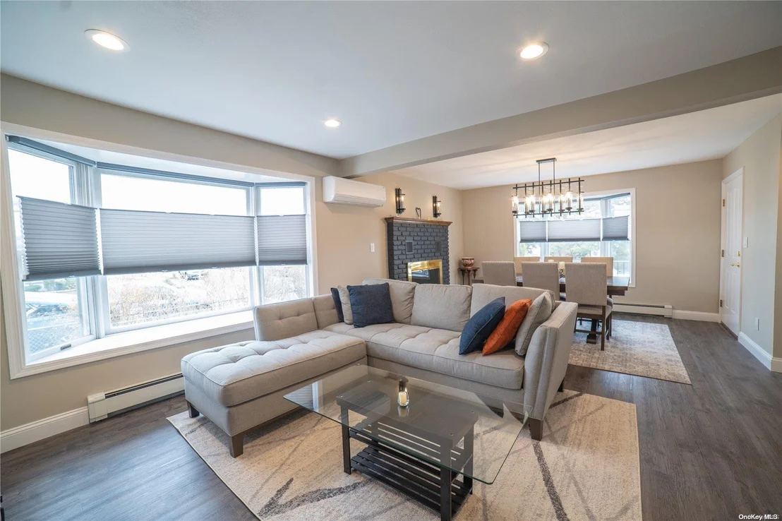 Photo of 263 Clement Avenue