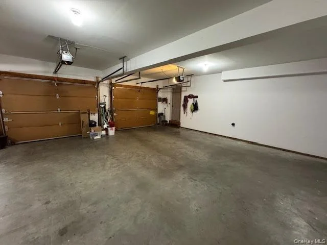 Photo of 138 Round Hill Road