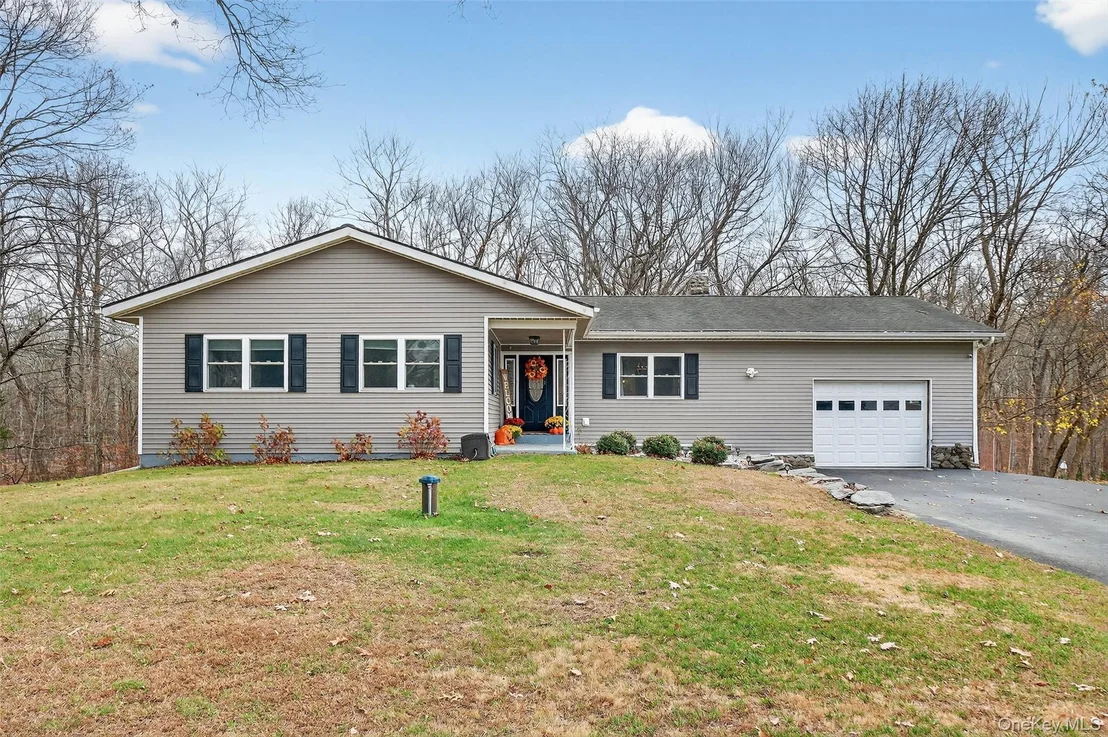 Photo of 8 Ridge Road