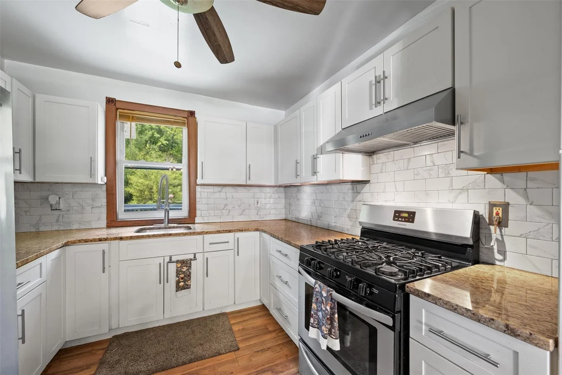 Photo of 62 Stefanyk Road