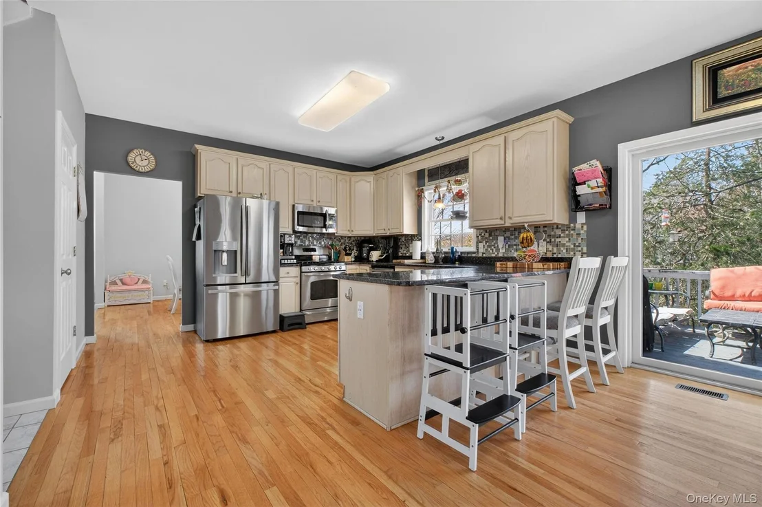 Photo of 24 Coachlight Drive