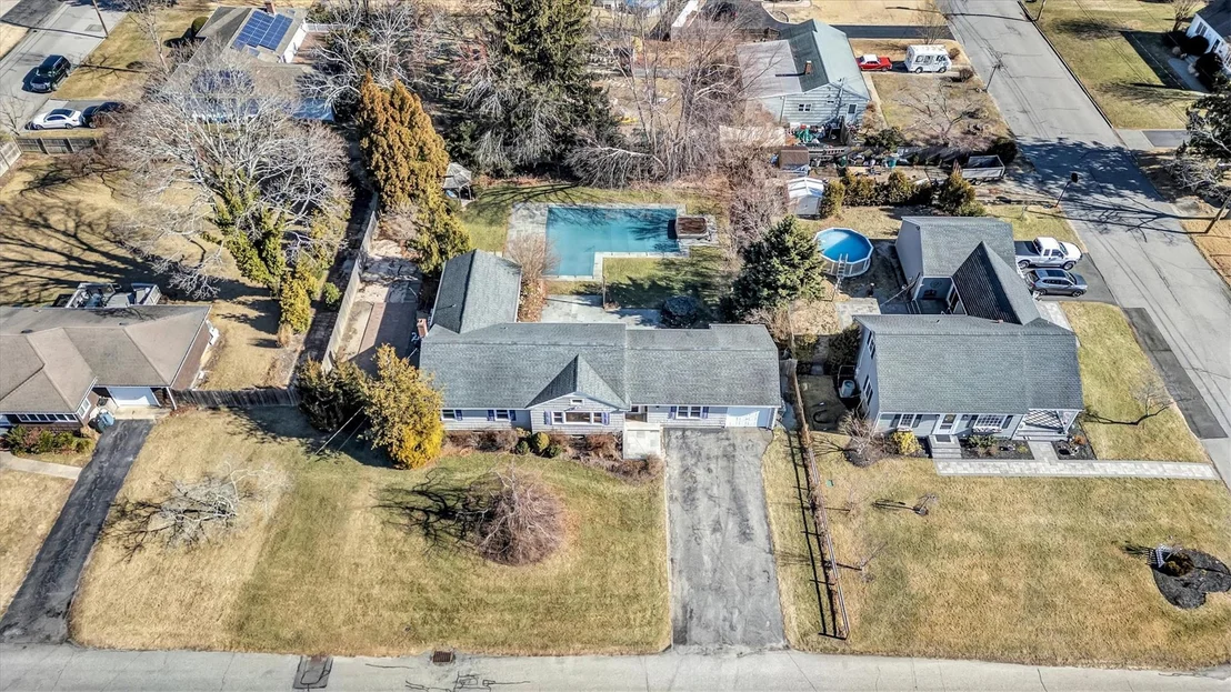 Photo of 74 Sunrise Avenue