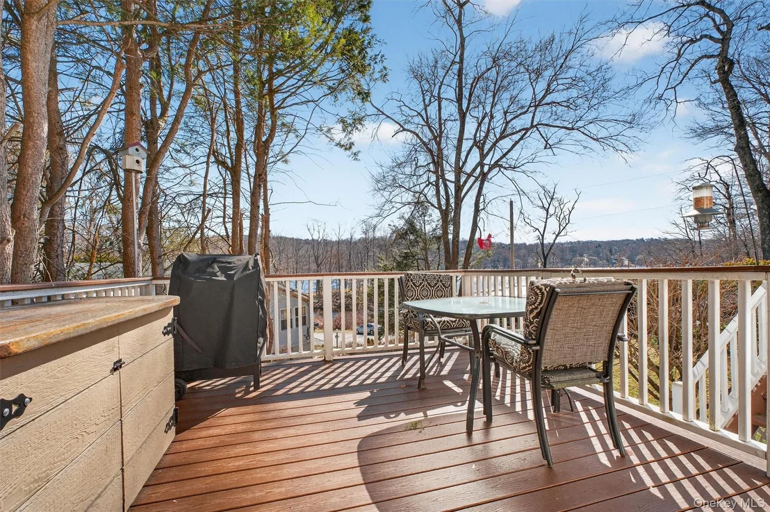 Photo of 255 Haviland Drive