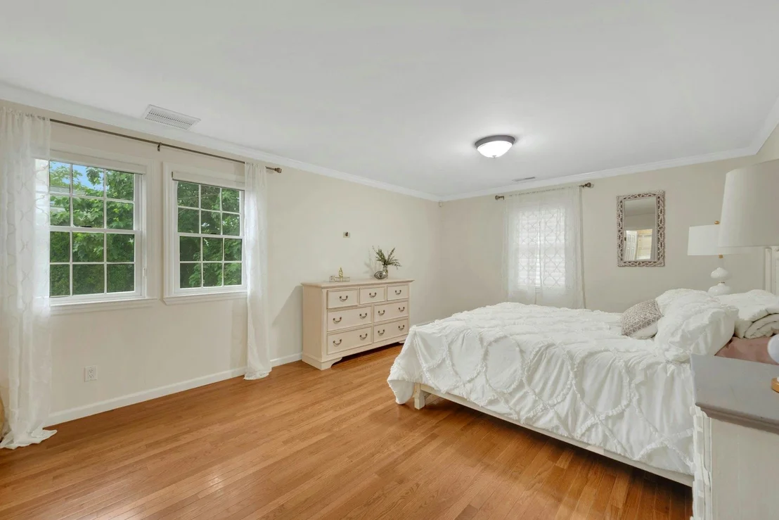 Photo of 4 Longview Drive