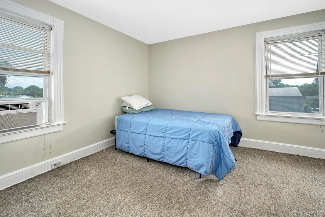 Photo of 63 Thatcher Avenue