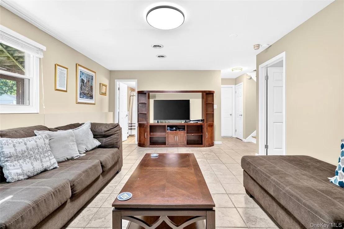 Photo of 4 Rockridge Drive