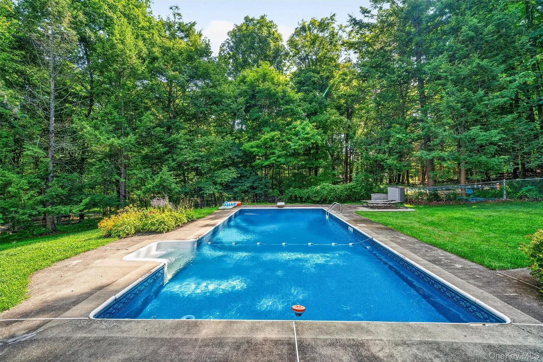 Photo of 80 Susan Lane
