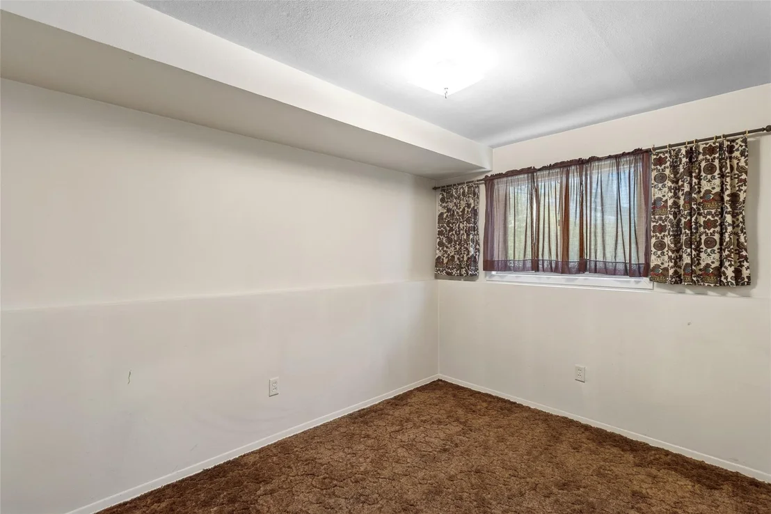 Photo of 56 Hayrick Lane