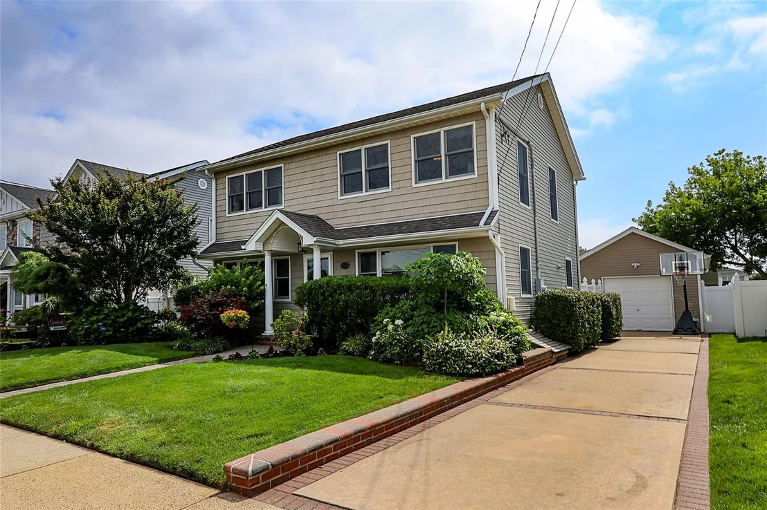 Photo of 175 Division Avenue