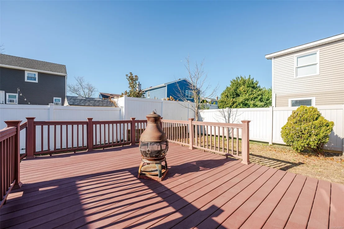 Photo of 3384 Bay Front Drive