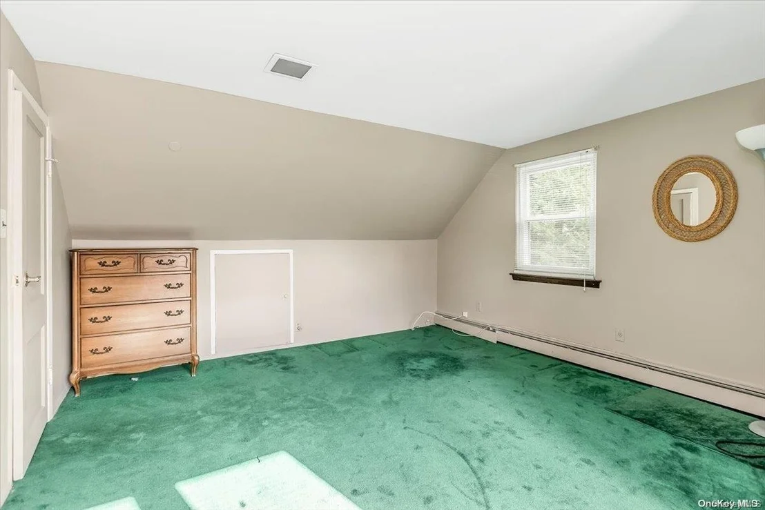 Photo of 7 Edgewood Drive