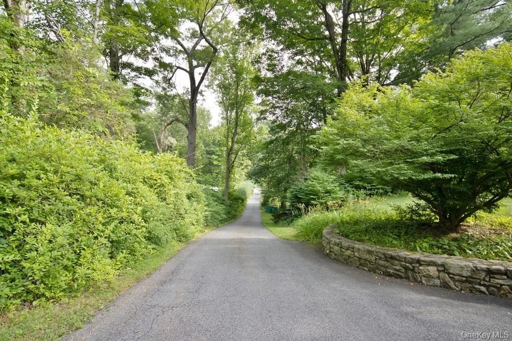 Photo of 3775 Route 52