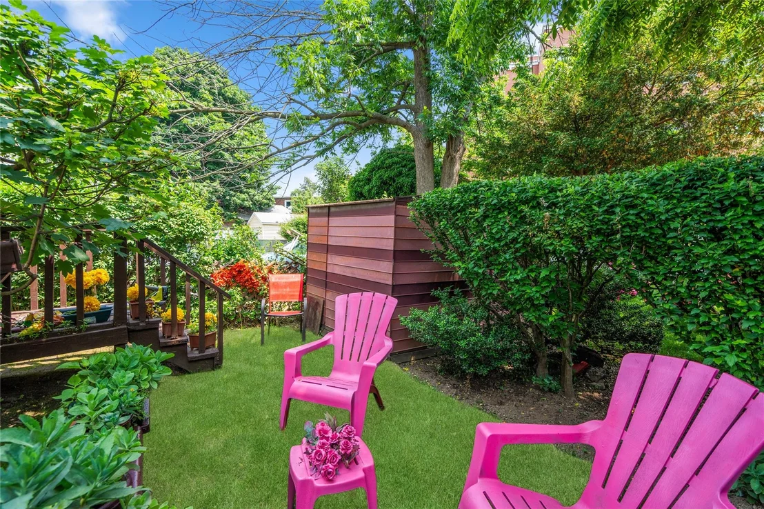 Photo of 10 Linden Avenue