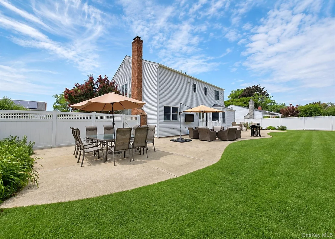 Photo of 73 Springmeadow Drive