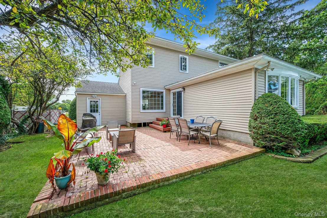 Photo of 122 Southern Parkway