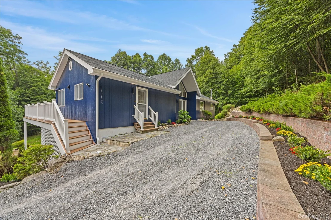 Photo of 24 Babbling Brook Lane