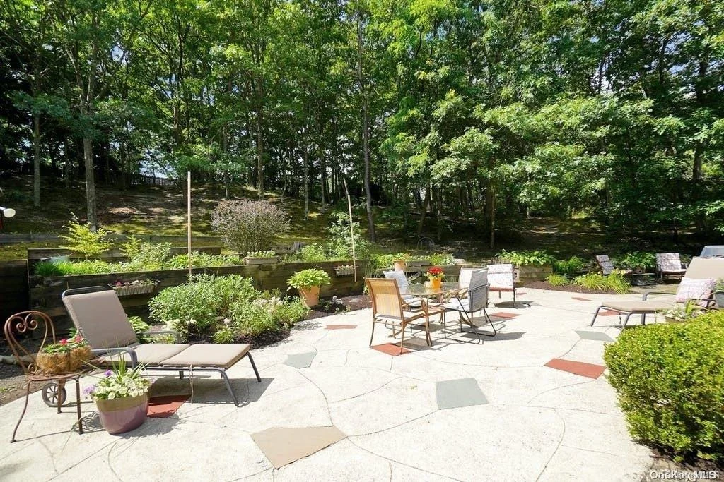 Photo of 140 Cornell Drive