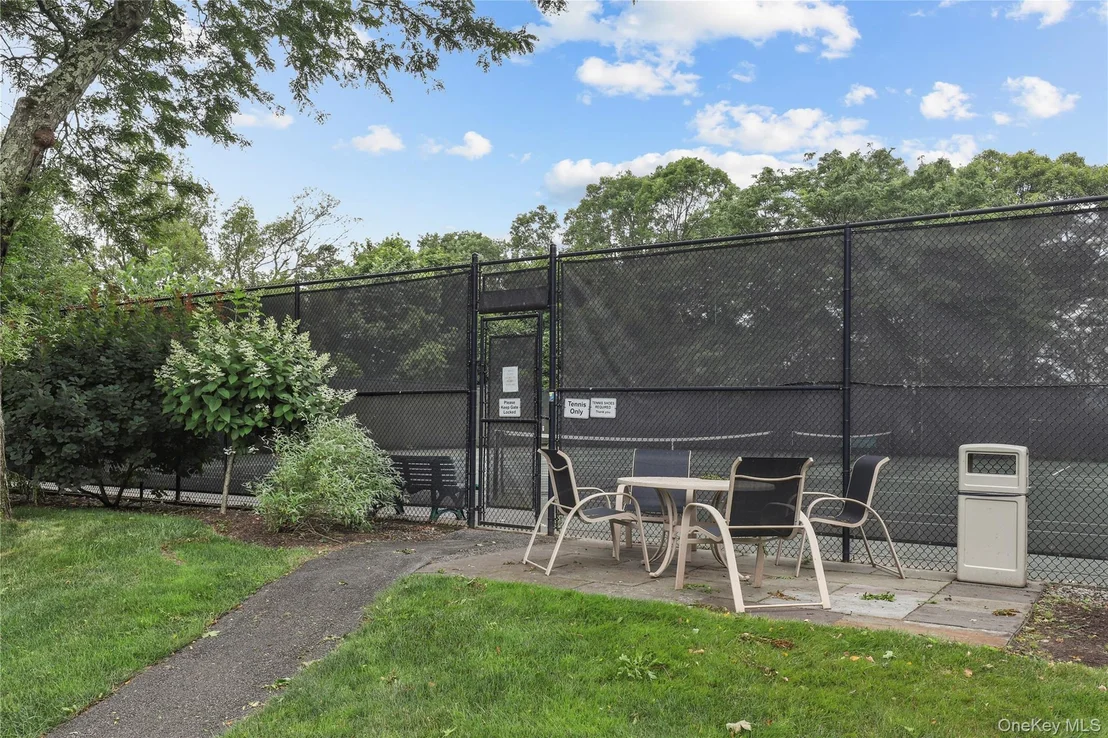 Photo of Unit 2C at 152 Overlook Avenue