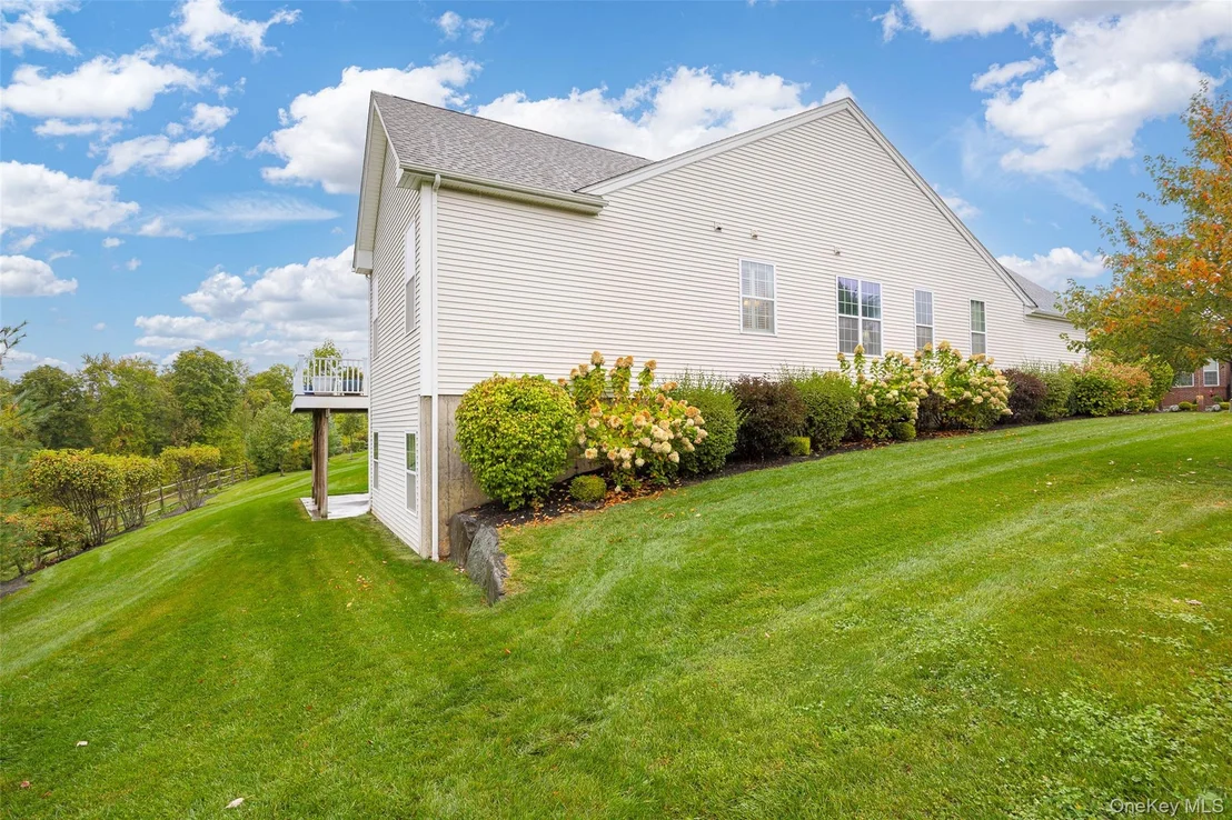 Photo of 89 Farmington Road