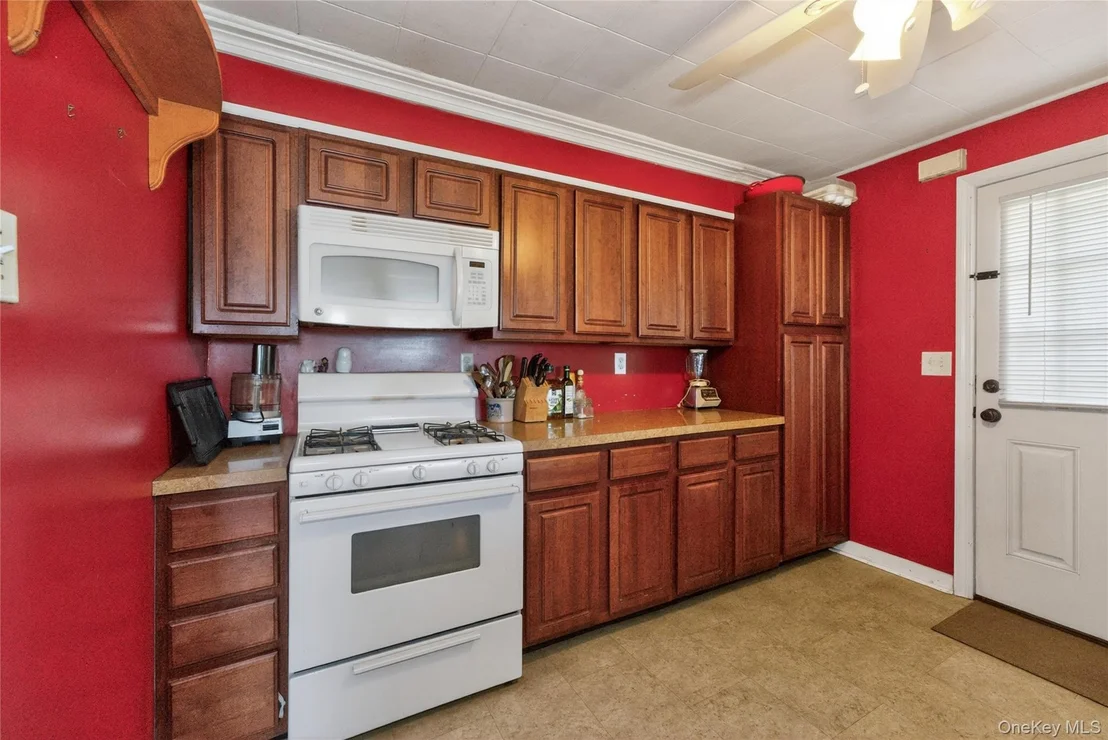 Photo of 19 Samstag Avenue