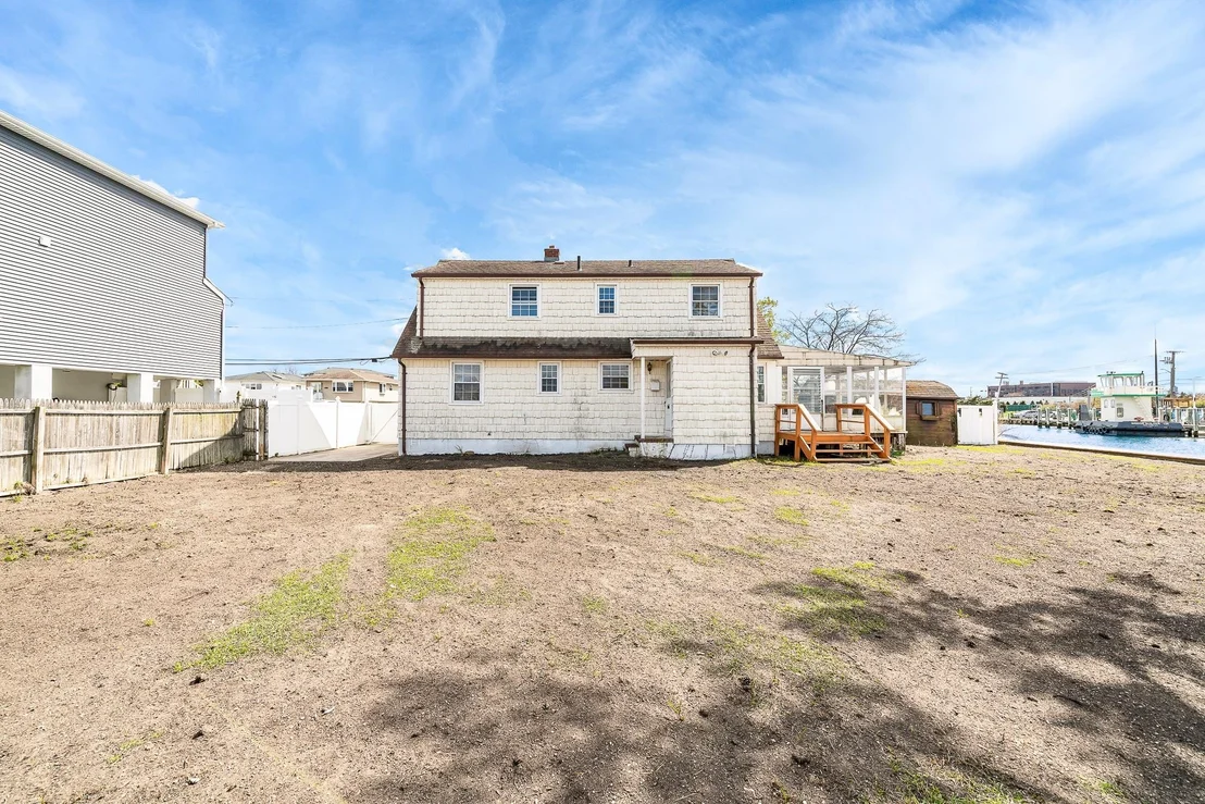 Photo of 39 Mitchell Avenue
