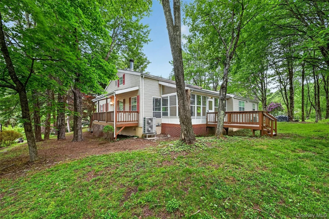 Photo of 6 Summit Place