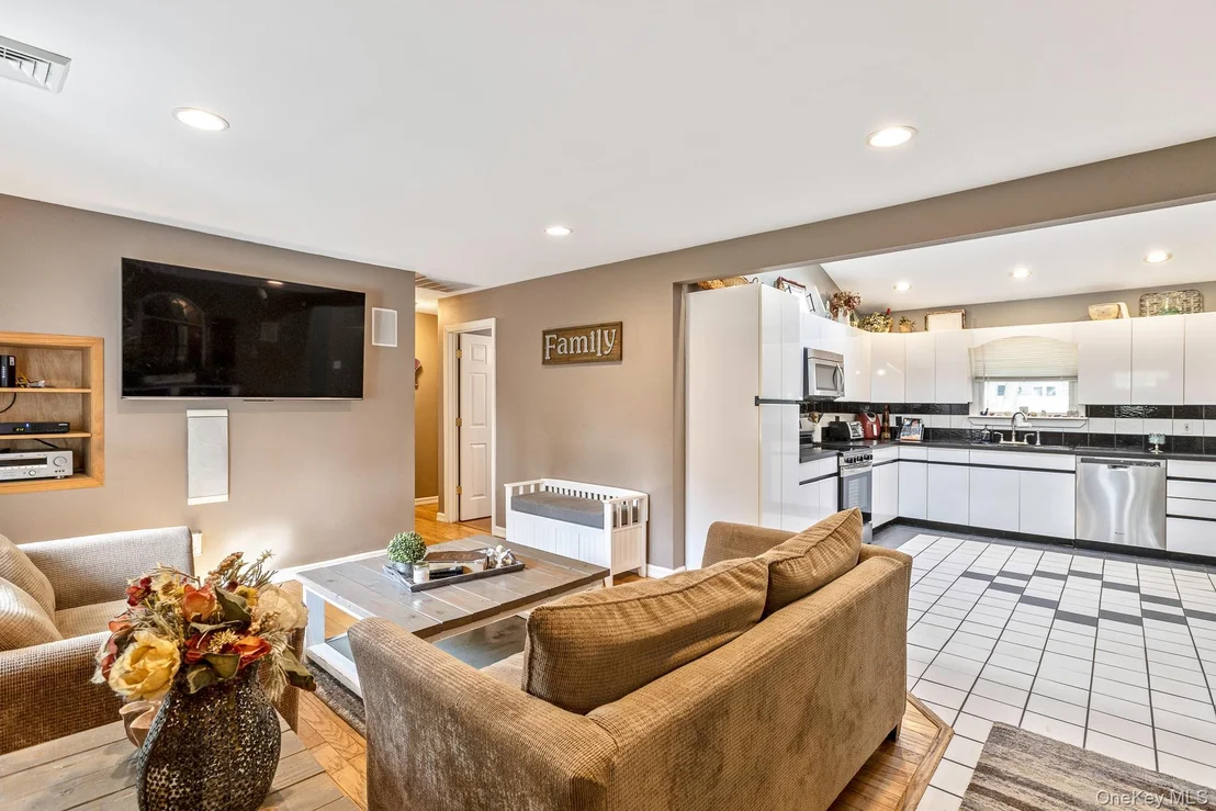 Photo of 21 Aberdeen Drive